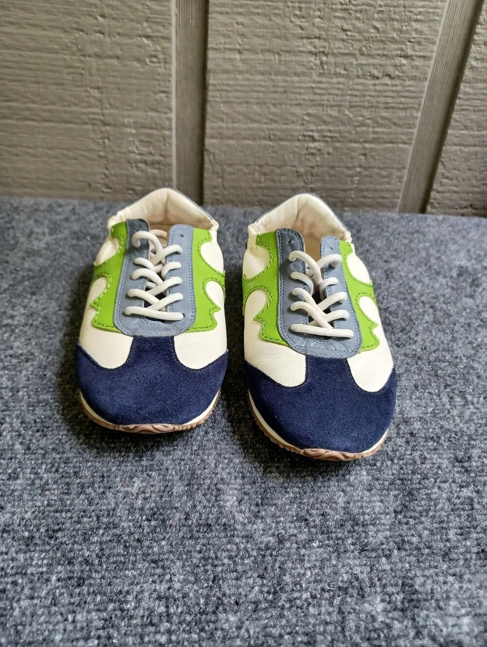 Tory Burch Serif Leather Sneakers Shoe Size 7.5 M Women Athleisure Low Top